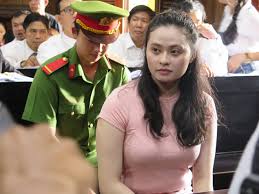 Văn kính dương và ngọc miu nắm tay nhau tại tòa phúc thẩm. Khong Thá»ƒ Nháº­n Ra Hot Girl Triá»‡u View Ngá»c Miu TrÆ°á»›c Sau VÆ°á»›ng Vong Lao Ly Nhan Sáº¯c Tuá»™t Dá»'c Khong Phanh Netizen Viá»‡t Giáº£i Tri