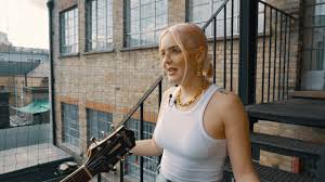 Anne marie performs on stage with clean bandit during the mtv emas 2017 held at the sse arena, wembley on november 12, 2017 in london, england. Rudimental Come Over Feat Anne Marie Official Acoustic Youtube