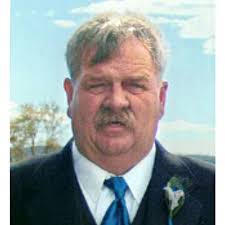 Carol Steeves's Instagram, Twitter & Facebook