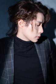 领导力是一种行动，而不是一种职位世界不会等你准备好，先上场，再成长！ 站在巅峰的人，从不抱怨路难走。 Coach Win