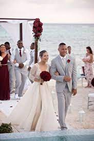 Grace Gealey In Monique Lhuillier Wedding Dresses Lace Wedding Gowns Monique Lhuillier Gowns