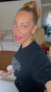 Vicki Seger's Instagram, Twitter & Facebook