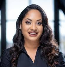 Jeanne Grove's Instagram, Twitter & Facebook