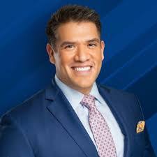 Mike Hillis's Instagram, Twitter & Facebook