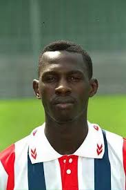 Gambia should look up to this lad before it's too late....By now, every  Gambian Football lover should recognize him. He's Omar Ceesay aka Junior.  Plays for B4U Kiang West...