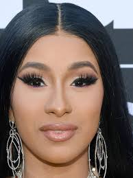 With this feat, cardi became the female. Cardi B Debuted Seven Different Hairstyles In Her New Music Video See Thee Photos Allure