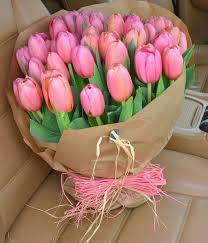 Immagini di buon compleanno con fiori auguri di buon. Pin Di La Figlia Dei Fiori Su Tulipani Fiori Di Compleanno Fiori Esotici Bellissimi Fiori