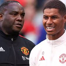 Benni McCarthy reacts to Man Utd transfer update after comments