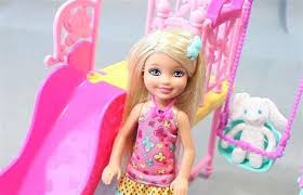 Ayudaremos a las personas a entender la aplicación para descargar esta guía y. Robox De Barbie Barbie Life In The Dreamhouse Roblox Roblox Vida De Roleplay As Your Favorite Barbie Character And Spend Your Time Visiting The City Pool