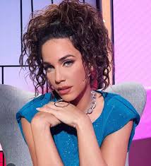 H κατερίνα στικούδη μίλησε για την εξωτερική της εμφάνιση, αποκάλυψε τι κάνει όταν παίρνει κιλά αλλά και πως αντιμετωπίζει την κατάσταση με τον κορωνοϊό. H Katerina Stikoydh Apokalyptei Sthn Karantina Phra 10 Oloklhra Kila