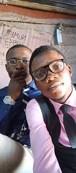 Les ami de junior Ngoyi Wa Tshimanga