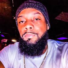 Gay guy wants to put his mouth