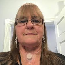 Are there local crafts people or artists?