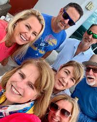 Loved getting together with my long time besties for brunch. These girlies  have been in my corner for years. So many ups and downs and sideways, but  behind each other through it