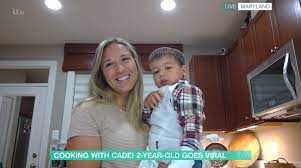 Little Chef Cade Causes Chaos On This Morning Points Out Mum S Boobs Metro News