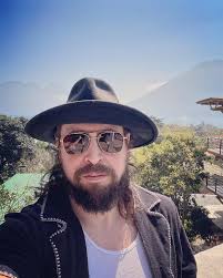 The Grizzled Mighty (@thegrizzledmighty) • Instagram photos and videos