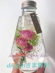 dragonさま専用ページですバラの花束 プリンセスピンク しずく ２４００円グリーンフォレスト ディープグリーン しずく ２５００円ラッピングなし２本目割引 １５０円宅急便差額分 １５０円 計４９００円鮮やかなピンクの薔薇が目を引く シンプルかつ華やか