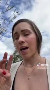 US woman gives birth to 10 pound baby