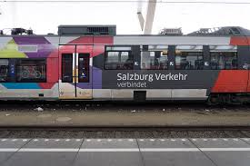 You can get the cheapest train tickets for this route for as low as $29 (€23)], but the average price of train tickets is $29 (€23). Salzburg Opnv Flughafen Transfer Shuttle Innenstadt Hauptbahnhof Aktuelle Fahrplanauskunft Schliessfacher