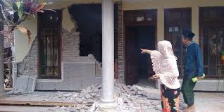 Tinggi dan biasanya emas ini bisa di ibaratkan seperti tolak ukur kekayaan seseorang. Update Gerak Cepat Bpbd Yang Wilayahnya Terdampak Gempa M6 1 Bnpb