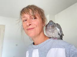 Hi there, thank u for letting me in, I live in France but I would need some  advices cause this group seems aware and healthy. this is Paquito, She is a  wood