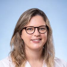 Becky Cobb's Instagram, Twitter & Facebook