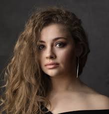 Carrie Hope Fletcher: “I am taking steps to fix my mental health, I'll die  before I should if I keep going the way I was"