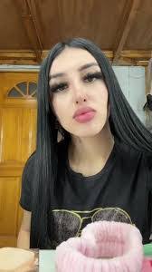 Jane Arellano's Instagram, Twitter & Facebook