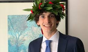 Listen to dedicato a mio padre on spotify. Varese Dedico La Tesi Al Mio Papa La Prealpina Quotidiano Storico Di Varese Altomilanese E Vco