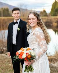 What could be a more perfect way to ring in the new year than witnessing  these two tie the knot? Candace and Carson, who have shared their love  since they were just