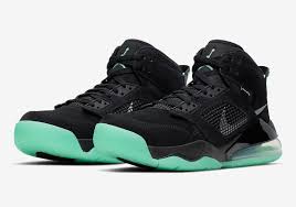 Jordan Mars 270 Dazzles With Green Glow Model Detailed Look Jordan Brand Is Ramping Up Its Efforts This Summer An Air Jordans Sneakers Nike Air Jordan Shoes