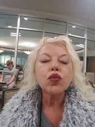 Pucker Up Sweet Lips