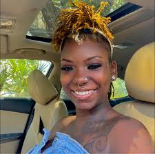 Are there hair styles with hair included