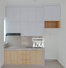 Contoh kitchen set yang satu ini mengedepankan fungsinya dengan fitur tempat penyimpanan dengan berbagai kebutuhan. Kitchen Set Tangerang Selatan Murah Azka Kitchen Set
