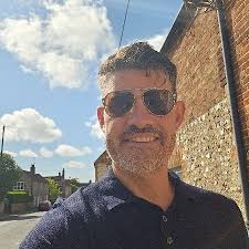 Richard Argyle is fundraising for Roy Castle Lung Cancer Foundation