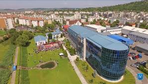 Mures, devastarea extremã a acestei zone verzi, prin tãierea fãrã cel mai mic discernãmînt sau bun simt, a unei suprafete de circa 27 hectare livadã. Posturi Importante Scoase La Concurs De UniversitÄÈile Private Din Targu MureÈ Stiri Din Mures Stiri Targu Mures Liderul Presei Muresene