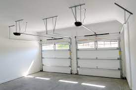 Die garagenbodenbeschichtung mit epoxidharz wird fugenlos aufgebracht und härtet schnell aus. Garagenboden Welcher Bodenbelag Fur Die Garage