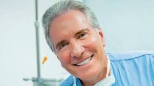 Nasce a neta de Roberto Justus! Veja a primeira foto da bebê: