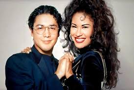 The founder of her fan club, yolanda saldívar, was convicted of her murder in october 1995. Pin By Debora Pennington On Selena Selena Quintanilla Selena Selena And Chris