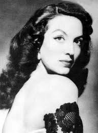 After her roles in the emilio fernández movies like enamorada (1946), río escondido (1948) and maclovia (1948), she achieved great fame in europe. Maria Felix Mexican Actress Maria Old Hollywood Stars