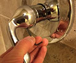 Find the head of the screwdriver between the top and the spigot and tenderly pat, it on a sled, and the top should fly off. How To Adjust Water Temperature On A Delta Shower Faucet