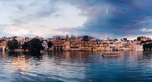 Lake Pichola Udaipur Timings, Entry Fees, Boat Ride Rates, Contact Number,  Reviews –