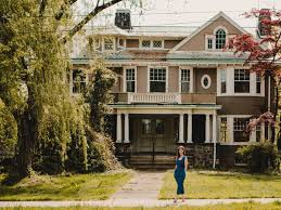 California fixer upper homes for sale are easy to find. How A Nyc Woman Turned Her Passion For Old Homes Into A Business