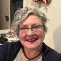 Jenny Squires's Instagram, Twitter & Facebook