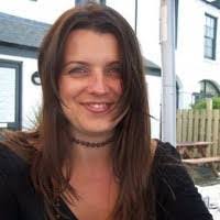 Alida Adams's Instagram, Twitter & Facebook