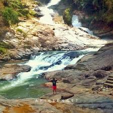 Kolam air panas 20 km. Air Terjun Chamang