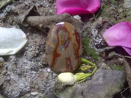 Dukun santet atau dukun pelet sakti tidak akan pernah mengakui profesinya. Mustika Santet Banten Pemaharan Benda Bertuah Pusaka Gaib Mustika Asli Sanggar Spiritual