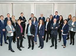 Drei unterschiedliche dynamiken, www.dbresearch.de, 01.08.2011. Firmenkundenservice Deutsche Bank