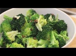 Recette De Brocolis Saute A L Ail 750 Grammes Comment Cuire Des Brocolis Brocolis Sautes Recette Brocolis