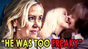 Honey Honey (ABBA) performed by Anne Delaware & AJAX